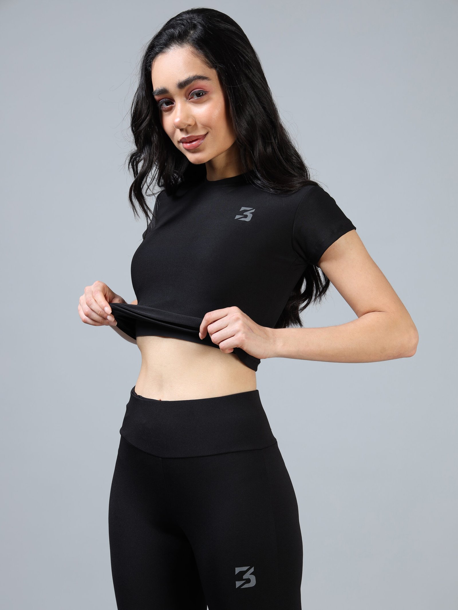 FITTED SPORTS T-SHIRT